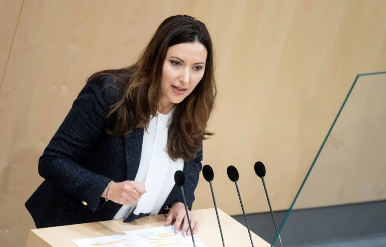 Vorschaubild: FPÖ kritisiert deutschen Geheimdienst als „Werkzeug gegen patriotische Opposition“