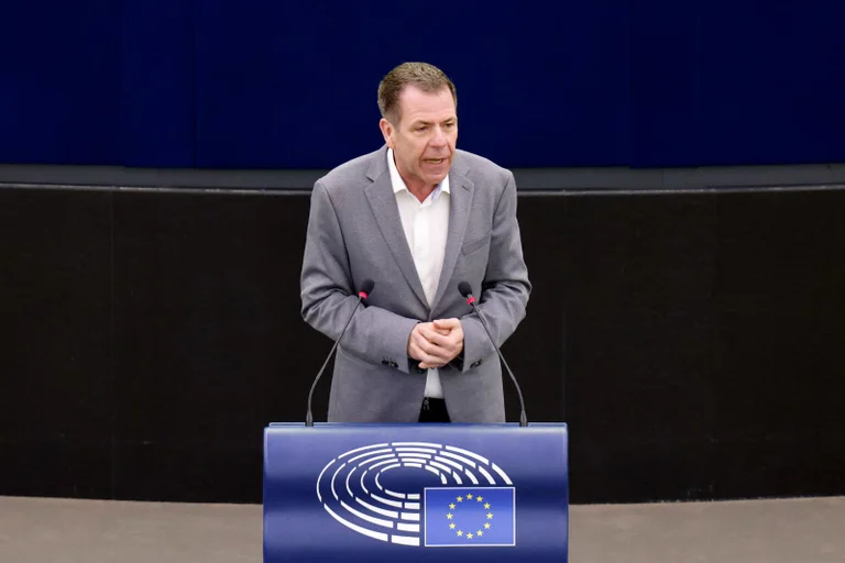 Vorschaubild: Gegen Missbrauch von EU-Geldern: FPÖ und AfD starten Whistleblower-Plattform