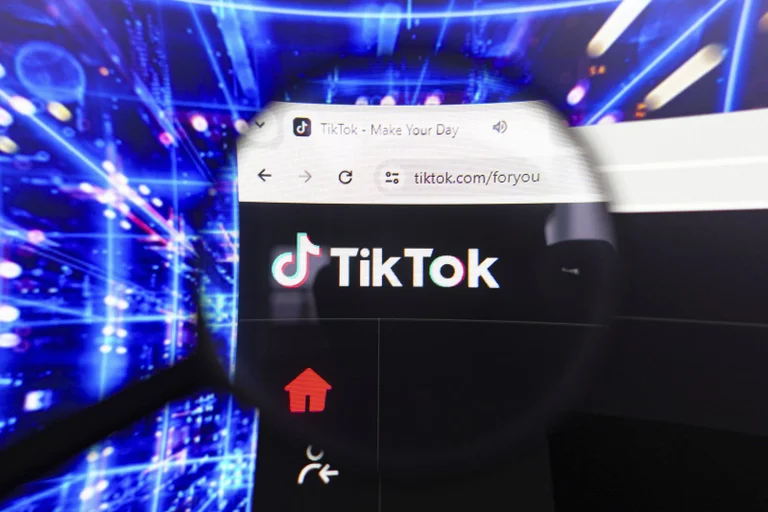 Vorschaubild: Ausgleich für USAID? Brüssel plant Millionen für Medien und Fact-Checking-Initiativen