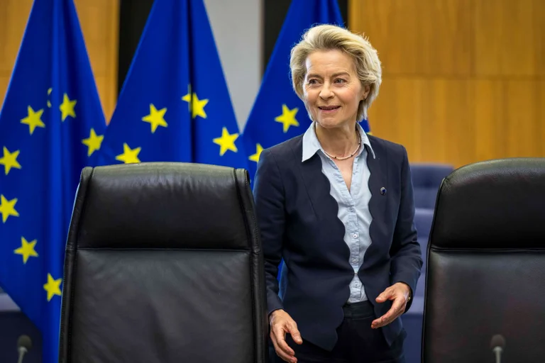 Vorschaubild: EU-Urteil zu „Pfizergate“: Rücktrittsforderungen gegen von der Leyen