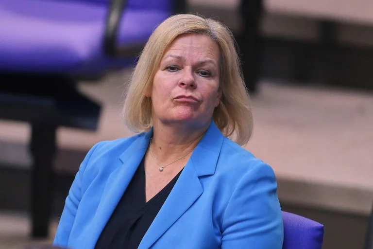 Vorschaubild: Faeser gegen Bendels: Warum es wirklich zur Anzeige kam