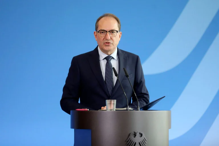 Vorschaubild: Baden-Württemberg: Dobrindts Pläne hätten nur 16 „Turbo-Einbürgerungen” verhindert