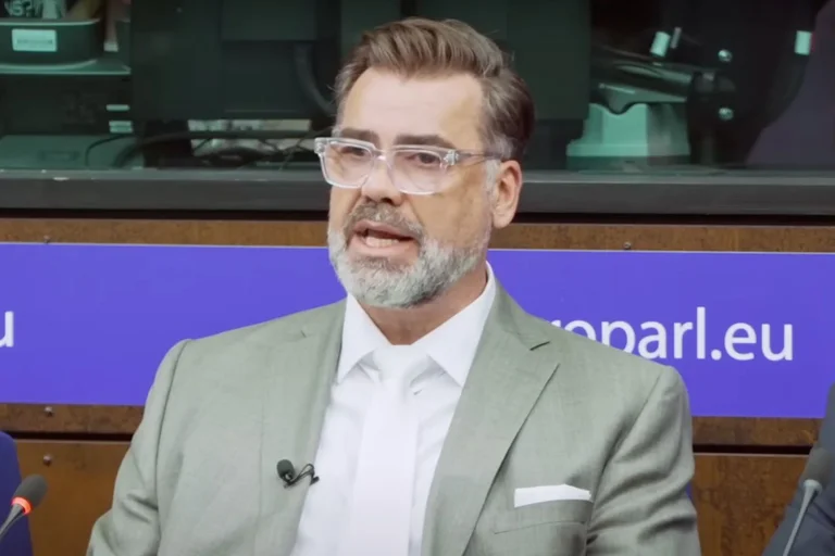 Vorschaubild: Coronapandemie: Datenanalyst Lausen fordert unabhängige Aufarbeitung