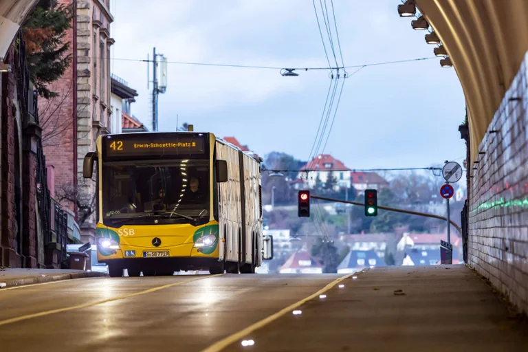 Vorschaubild: Baden-Württemberg: Zwei Drittel der Verdächtigen bei Straftaten im ÖPNV sind Ausländer