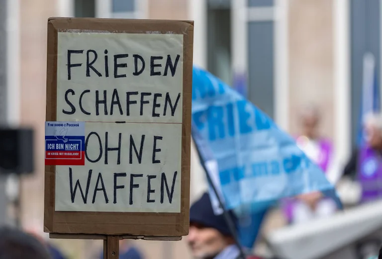 Vorschaubild: Appell: Marxisten wollen punktuell mit AfD zusammenarbeiten