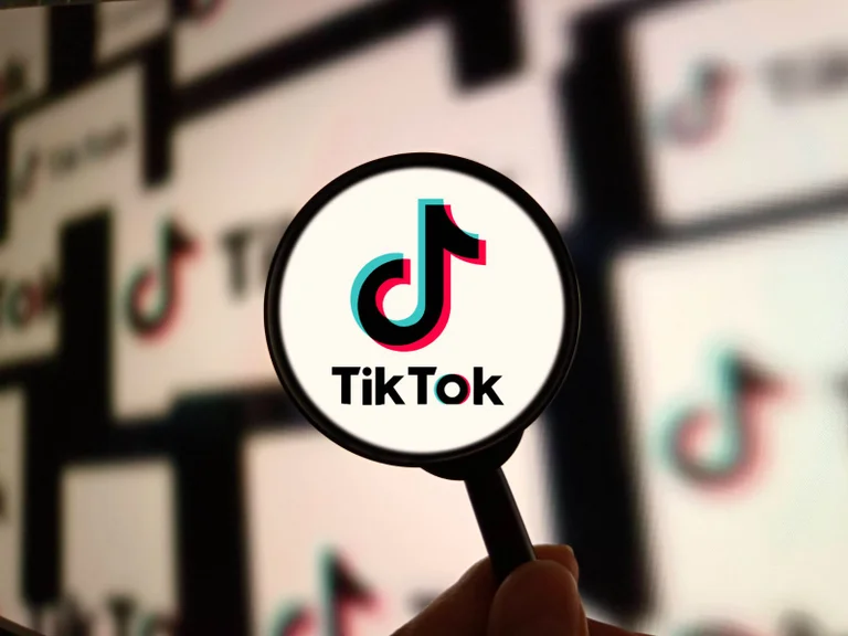 Vorschaubild: NRW: TikTok-Salafist soll rund halbe Mio. Euro an Spenden veruntreut haben