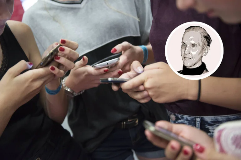 Vorschaubild: CDU-Minister fordert Social-Media-Verbot für Jugendliche: Die Angst vor einer rechten Jugend