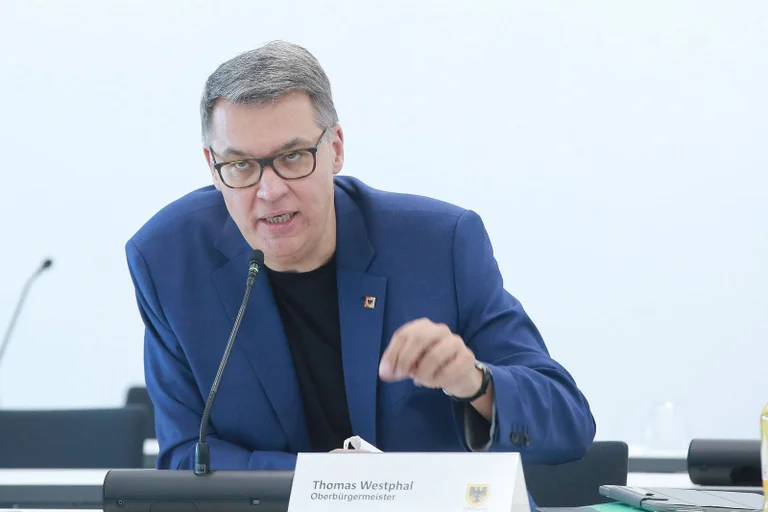 Vorschaubild: „Brandmauer“-Beschluss in Dortmund: Bezirksregierung erklärt Ratsentscheidung für rechtswidrig