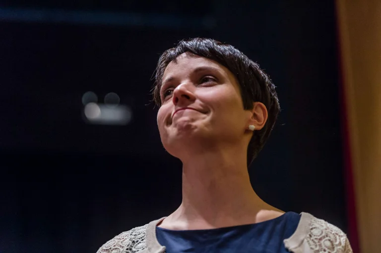Vorschaubild: Neue Partei: Frauke Petry will sich von AfD, „Nazis“ und „Rassisten“ abgrenzen