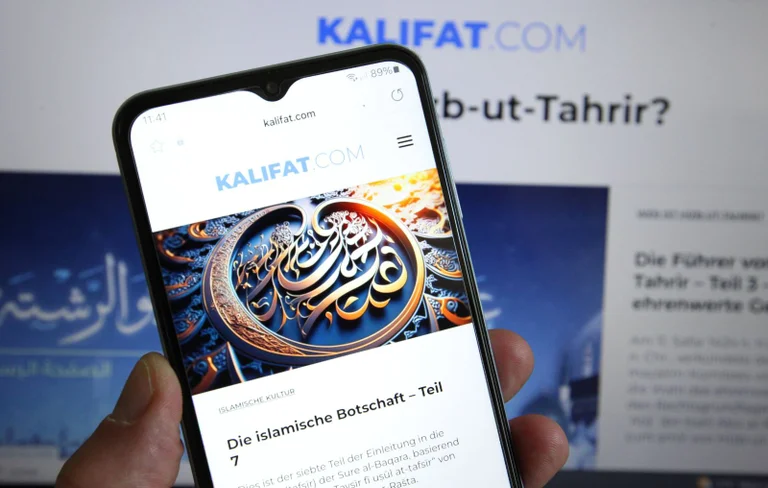 Vorschaubild: Aufruf zum Kalifat: Deutsche Medienanstalten sperren Islamistenseite