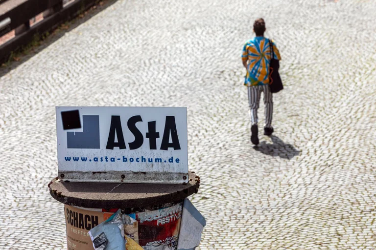 Vorschaubild: Schmissige Perspektiven (5): 91 unangenehme Fragen – Ein Beispiel auch für Verbindungen?