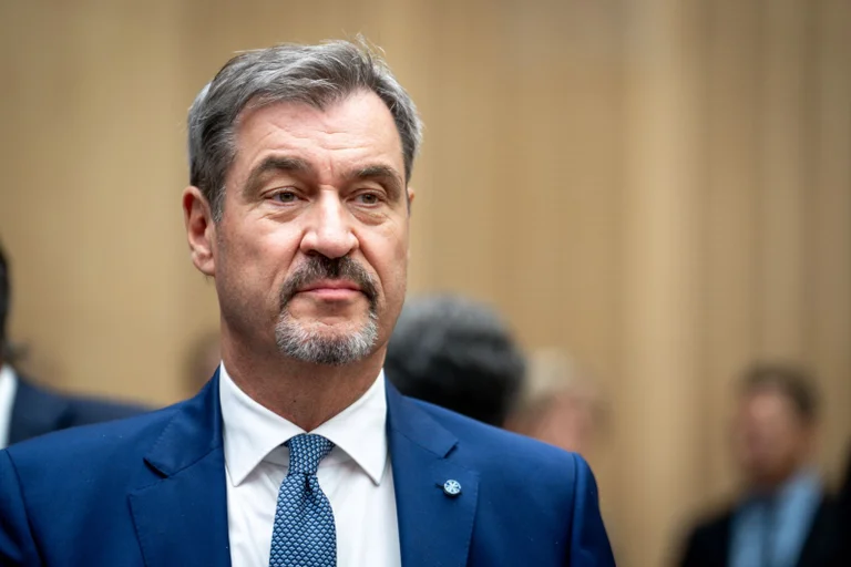 Vorschaubild: Bayern als Rüstungsweltmeister? Söders Millionen-Forderung für die Waffenlobby