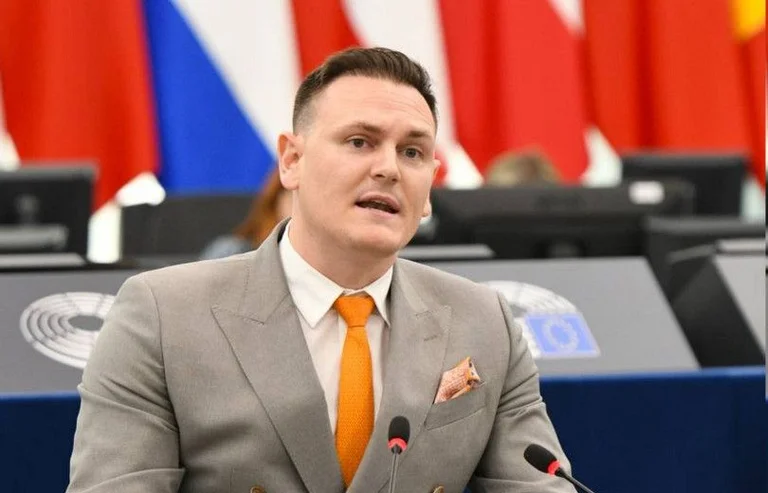 Vorschaubild: „Die EU etabliert ein Sozialkreditsystem“ – AfD-Politiker Froelich über die Brüsseler Kontrolle