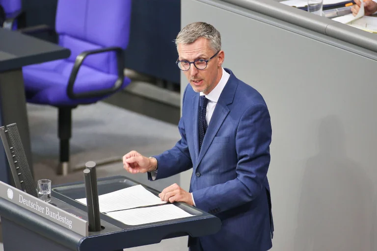 Vorschaubild: SPD-Politiker will Afghanen schneller nach Deutschland holen