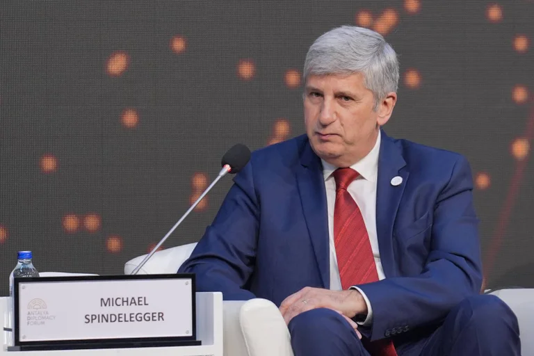 Vorschaubild: Vorwurf: ÖVP-Parteifreunde sollen von Asylindustrie profitiert haben