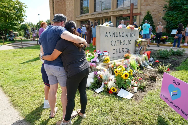 Vorschaubild: Trans-Terrorismus: Linke feiern Anschlag auf katholische Schule in den USA