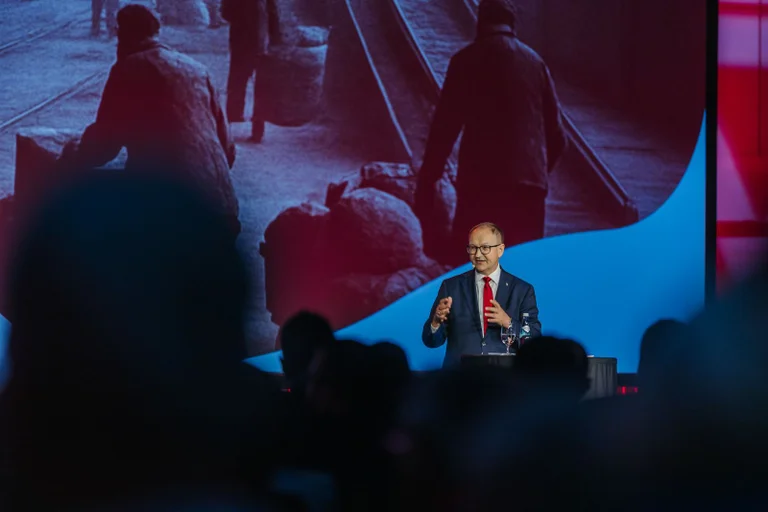 Vorschaubild: „Volksverbundener“ SPÖ-Politiker macht kein Geheimnis aus Millionenvermögen