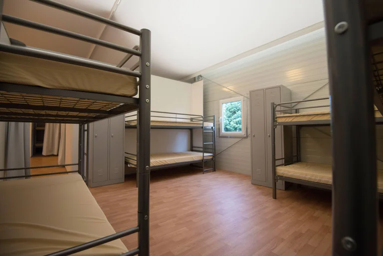 Vorschaubild: Österreich: Steuerzahler blechen eine Million für leeres Asylheim