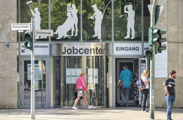 Vorschaubild: Jobcenter muss Mietschulden von Bürgergeldbeziehern zahlen