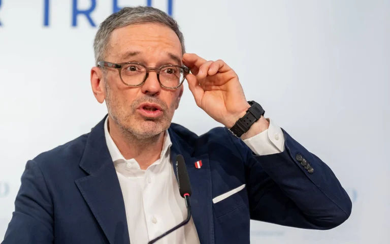 Vorschaubild: Nach Hitler-Vergleich: Kickl siegt erneut vor Gericht