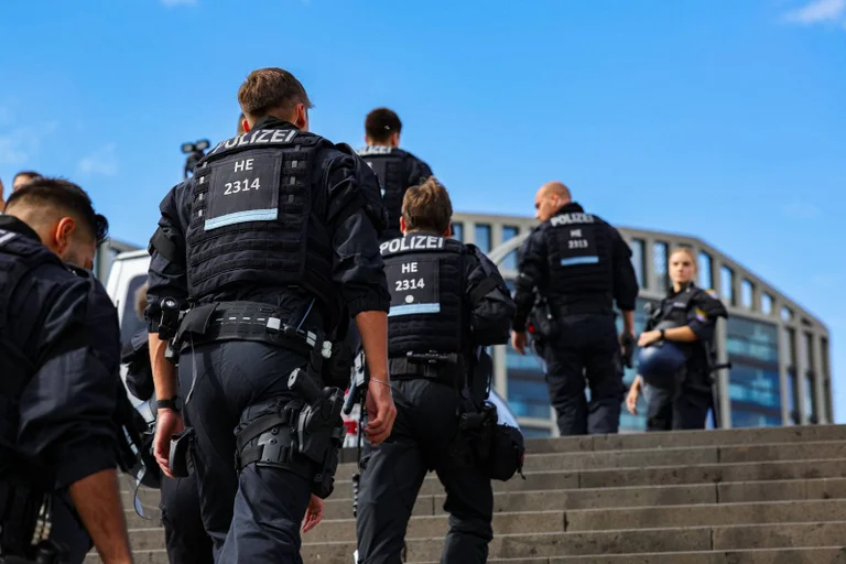 Vorschaubild: Frankfurt: Studie stellt Polizei unter rechtsextremen Generalverdacht