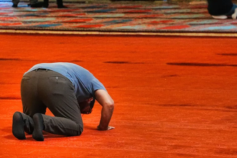 Vorschaubild: Skandal in Oberösterreich: FPÖ fordert sofortige Schließung einer illegalen Moschee