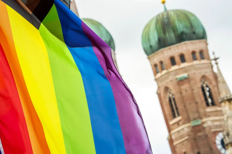 Vorschaubild: „Rainbow Index“: Deutsche katholische Kirche zählt zu den queerfreundlichsten in Europa