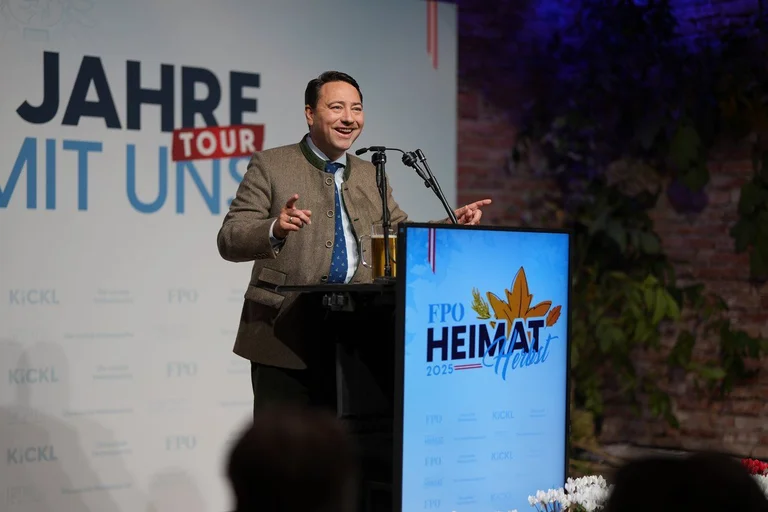 Vorschaubild: Oberösterreich: FPÖ in Umfragen auf Platz eins und deutlich vor ÖVP