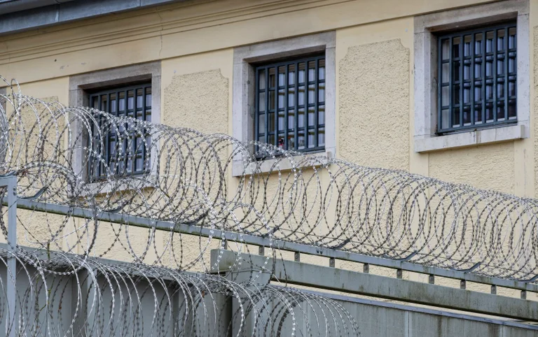 Vorschaubild: Exklusiv: Über 50 Prozent nichtdeutsche Häftlinge in Bayerns Gefängnissen