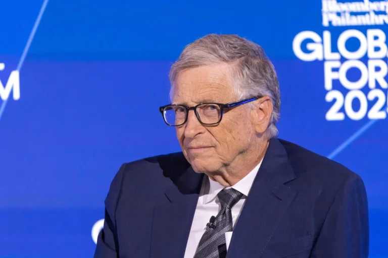 Vorschaubild: Brisant: Bundesregierung steckt Millionen in Projekte mit Gates- und Soros-Stiftungen