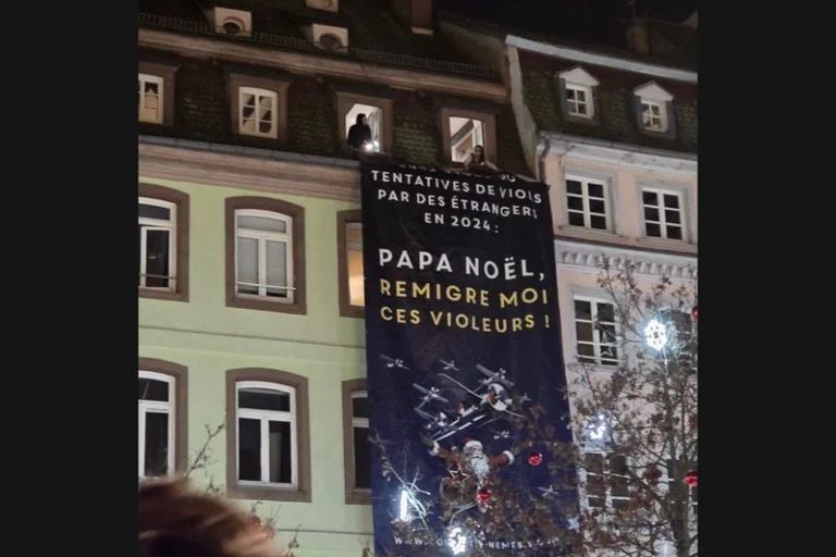 Vorschaubild: Beim Weihnachtsmarkt in Straßburg: Patriotinnen fordern Remigration von Vergewaltigern 