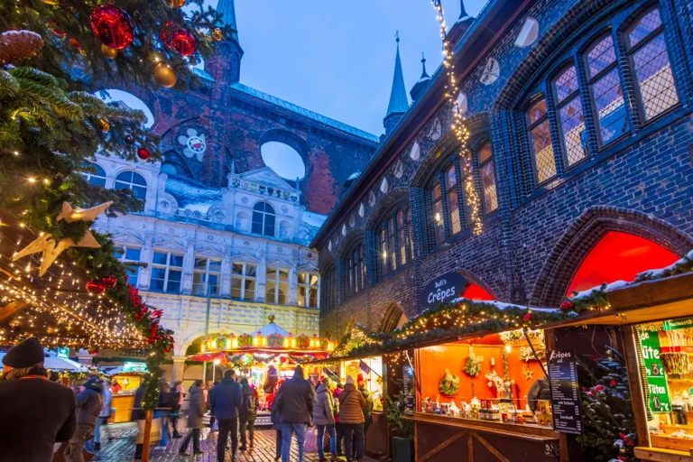 Vorschaubild: Sollen 50 Euro Bußgeld Terror verhindern? Lübecks Konzept rund um den Weihnachtsmarkt