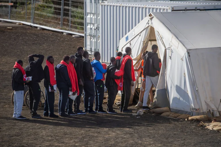 Vorschaubild: Mittelmeerroute verlagert sich: Balearen erleben neuen Rekord bei illegalen Migrantenankünften