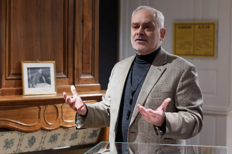 Vorschaubild: Abweichung vom Narrativ: EU sanktioniert Schweizer Oberst wegen seiner Analysen zum Ukrainekrieg