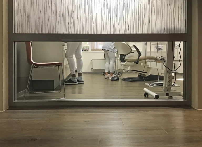 Vorschaubild: 22 Mio. Behandlungen seit 2015: Einschränkung medizinischer Leistungen für Zuwanderer gefordert