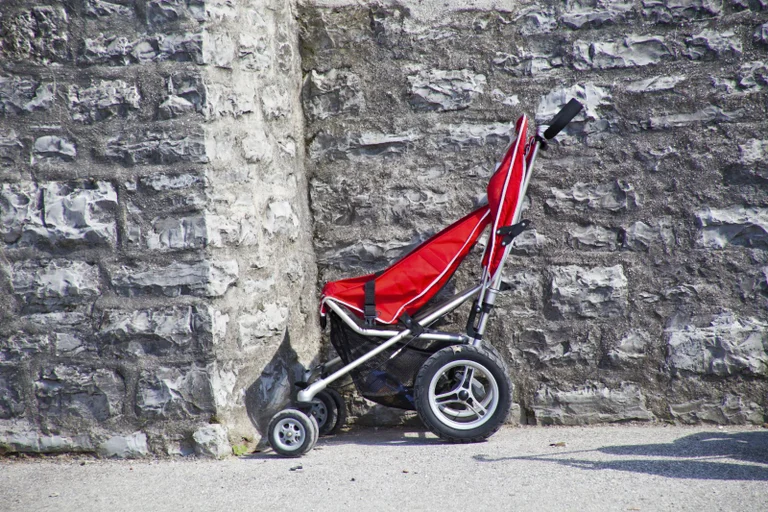 Vorschaubild: Je linker das Wahlergebnis, desto kinderärmer die Stadt – neue Zahlen brisanten Zusammenhangs