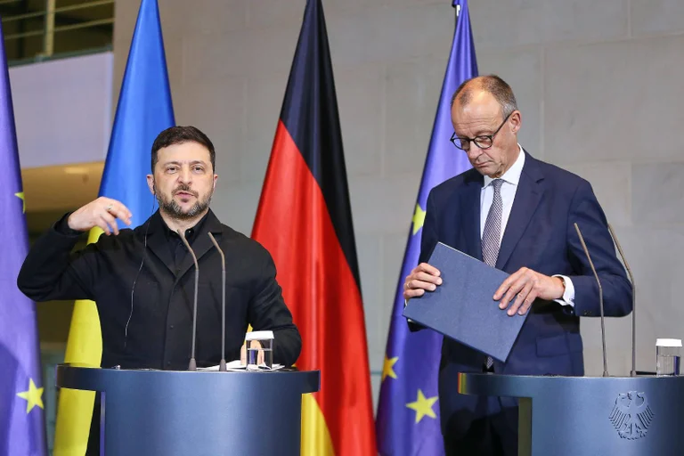 Vorschaubild: Exklusiv: Wie Berlin Deutschland in eine dauerhafte Ukraine-Haftung führt