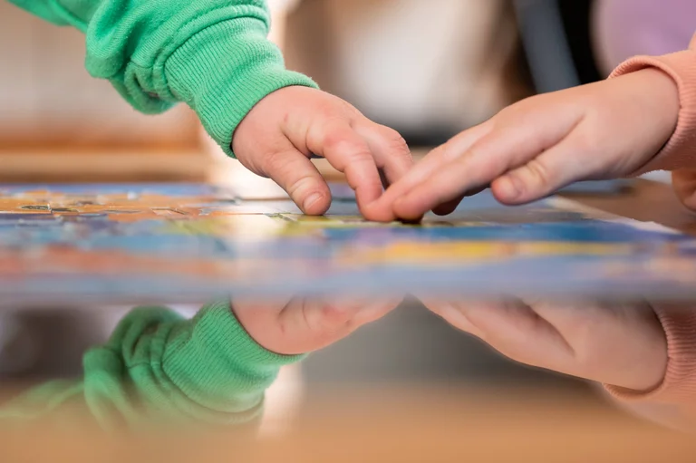 Vorschaubild: Regierung lässt Kinder im Stich: Kein klares Verbot körpernaher Experimente in Kitas