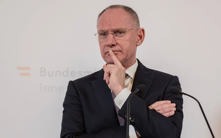 Vorschaubild: Für 847.000 Euro: Österreichisches Innenministerium beschafft umstrittenes Überwachungstool