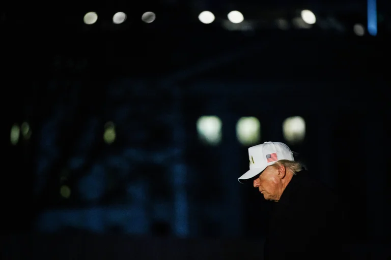 Vorschaubild: Achillesferse ICE: Warum Trumps Migrationspolitik an inneren Widersprüchen zerbricht