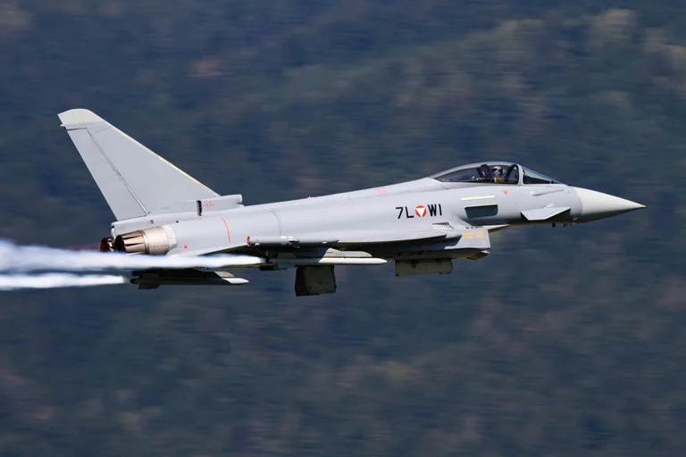 Vorschaubild: Krieg aus Klimaschutzgründen abgesagt? Wenn CO₂ zur neuen Waffe wird