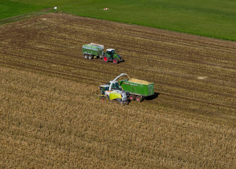 Vorschaubild: USA und Israel gegen den Iran: Krieg bringt Ernte und Chipversorgung ins Wanken