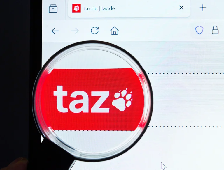 Vorschaubild: Gewaltvorwurf gegen linken Fotografen: Taz stilisiert Hausdurchsuchung zum Angriff auf Pressefreiheit