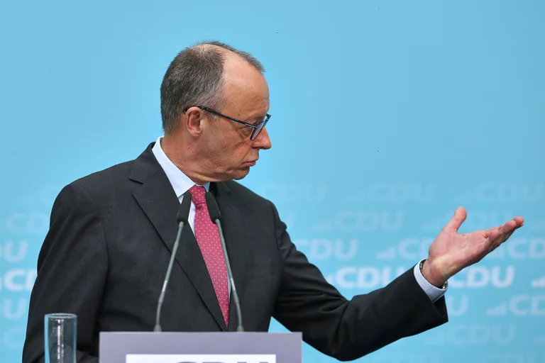 Vorschaubild: „Keine Erkenntnisse“: Bundesregierung reagiert ausweichend auf Fragen zu Epstein-Akten