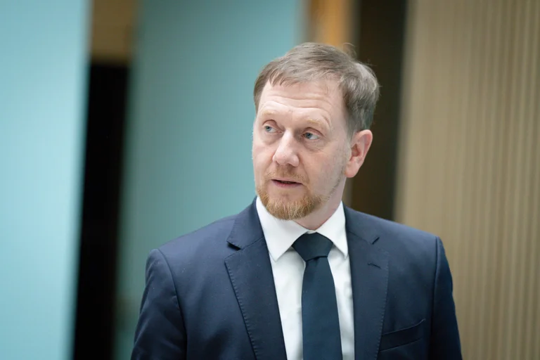 Vorschaubild: Sächsisches Integrationsgesetz mit „versteckter Migrantenquote“ bleibt: CDU blockiert Kurswechsel im Landtag