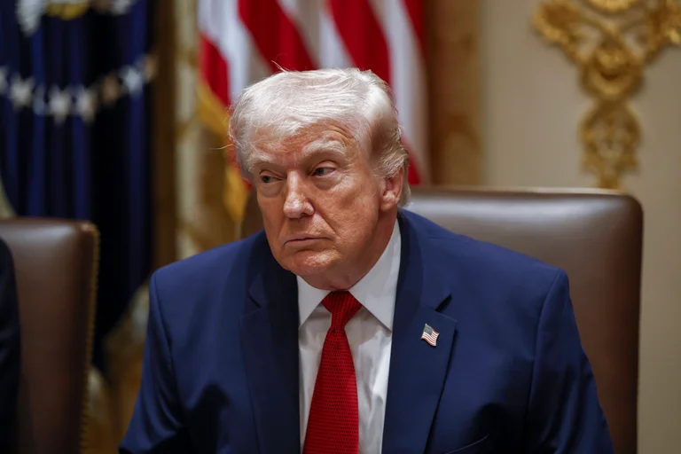 Vorschaubild: Europa statt Westen: Die neue europäische Rechte als post-westliche Souveränitätsbewegung