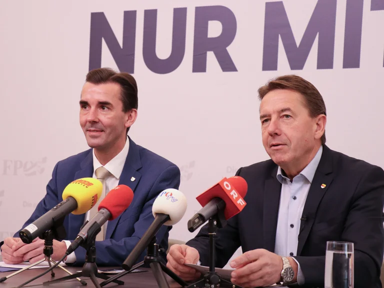 Vorschaubild: Zwischen Stillstand und Kontrollverlust: FPÖ präsentiert Gegenmodell zu rot-schwarzer Politik in Kärnten