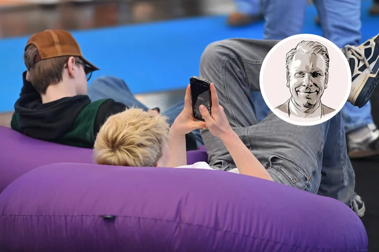 Vorschaubild: Social-Media-Verbot: Der digitale Maulkorb durch die Hintertür