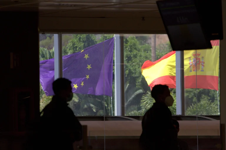 Vorschaubild: Spanien legalisiert 500.000 Migranten: Berlin ohne Überblick über Folgen