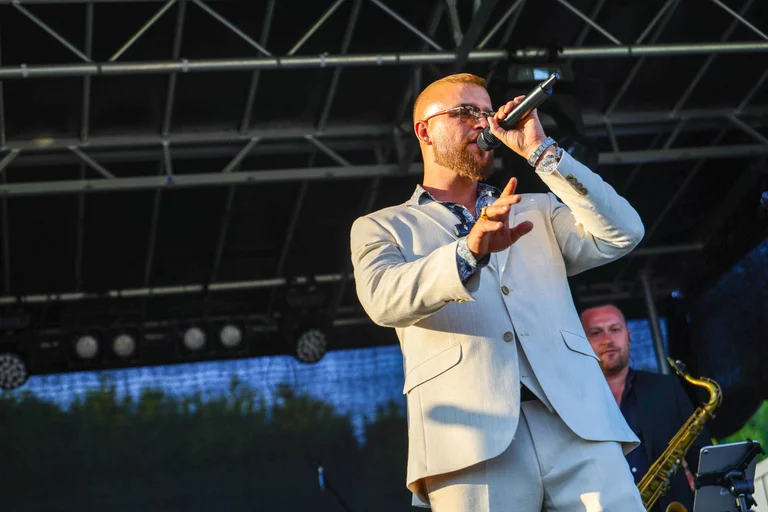 Vorschaubild: „Handpuppe Israels“: Kollegah attackiert Trump und globale Tech-Eliten